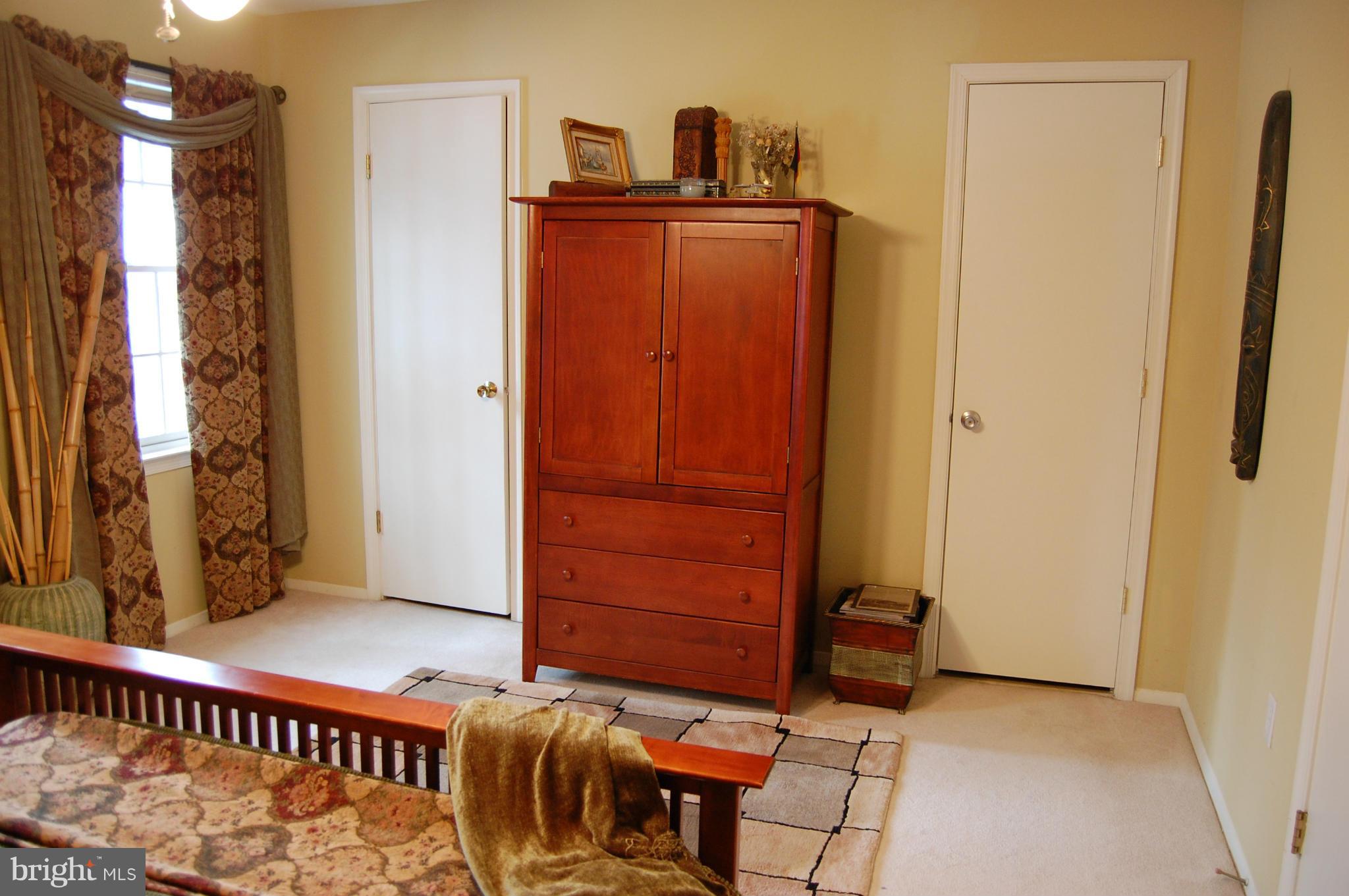 2414 Albot Road Reston, VA 20191 - Photo 17 of 27 Bedroom (Master)
