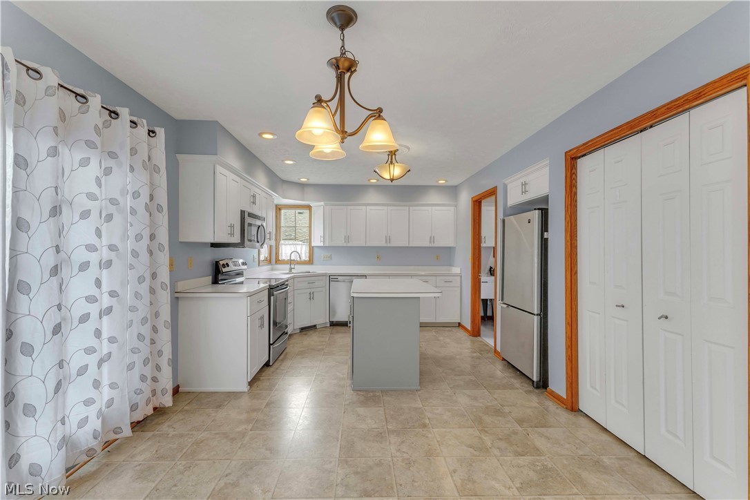 1023 Gulf Road Elyria, OH 44035 - Photo 8 of 46 Gallery Image 8