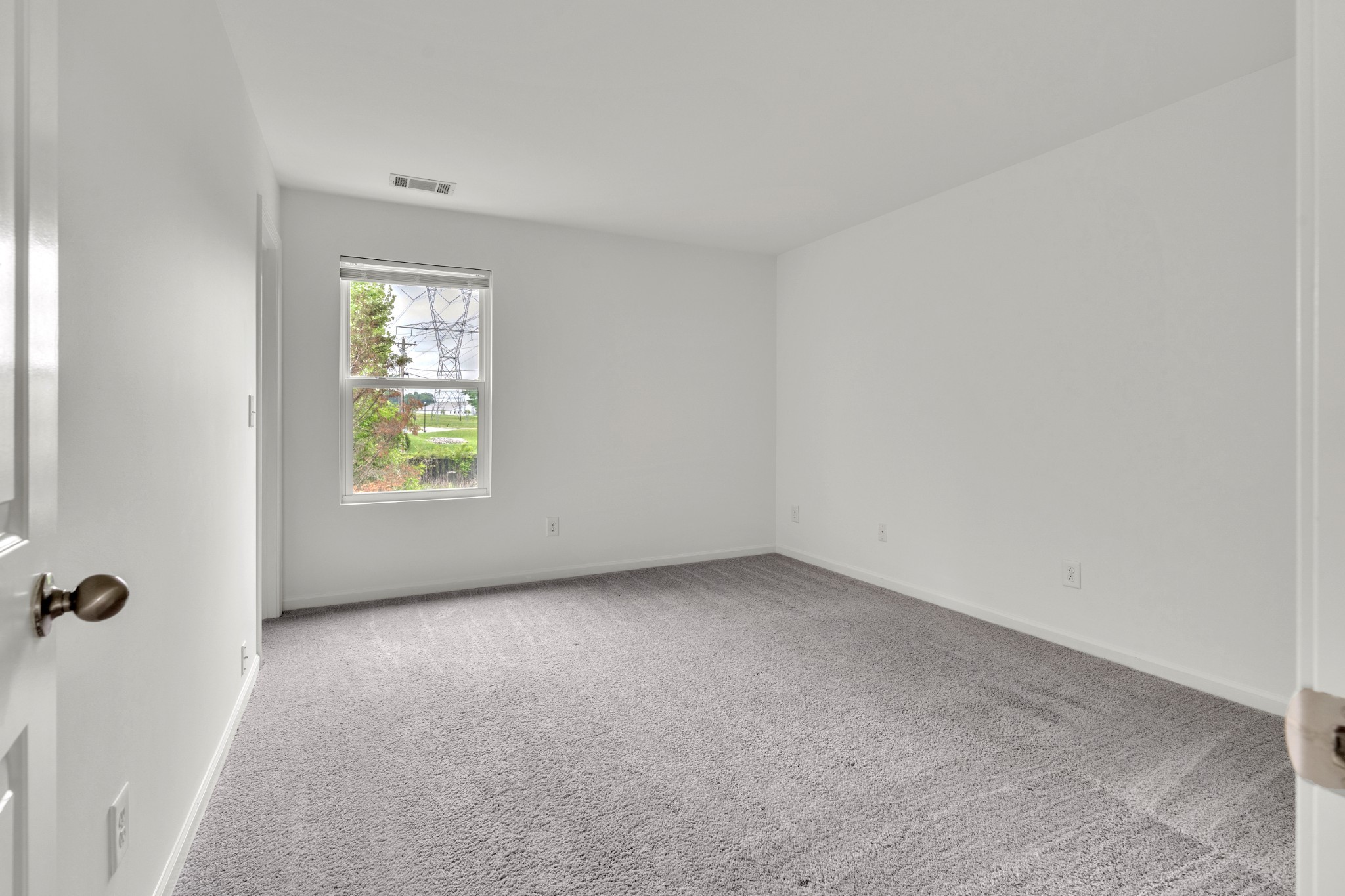 1000 Beverly Lane Spring Hill, TN 37174 - Photo 22 of 54 an empty room with windows