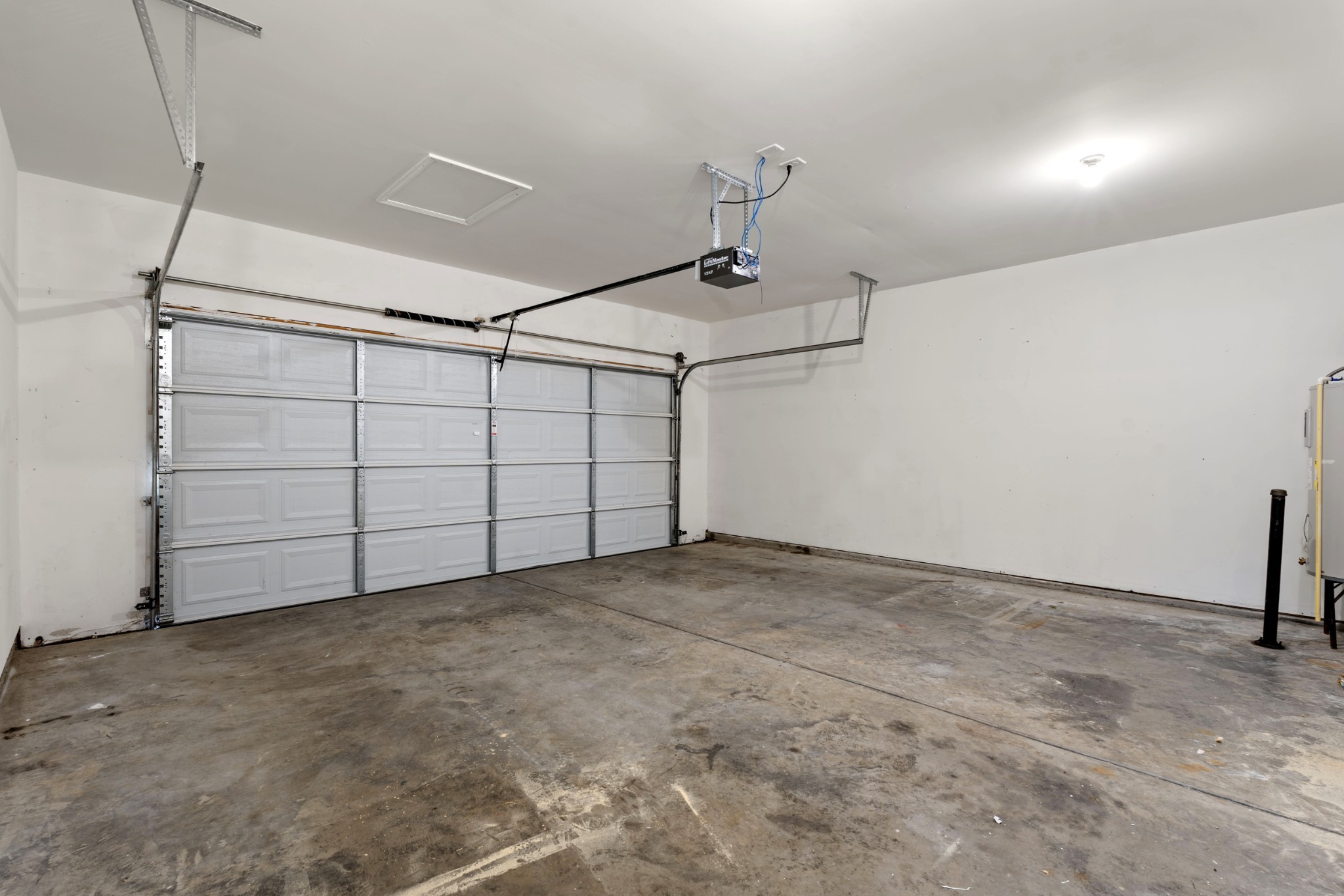 1000 Beverly Lane Spring Hill, TN 37174 - Photo 45 of 54 a view of a garage