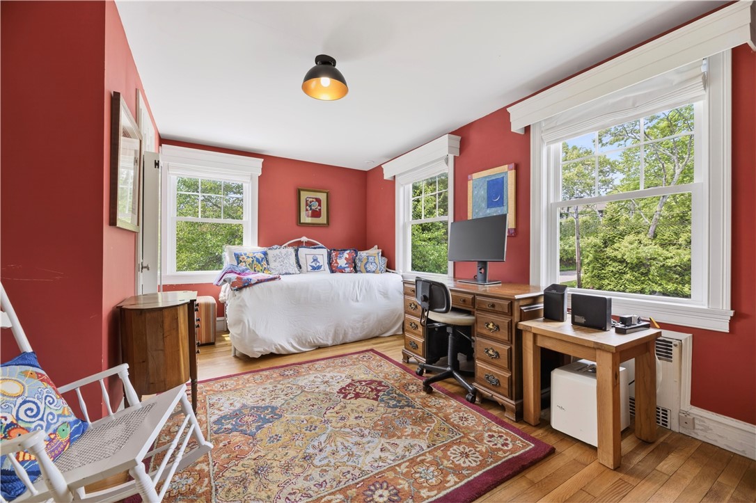 229 Shore Road Westerly, RI 02891 - Photo 22 of 40