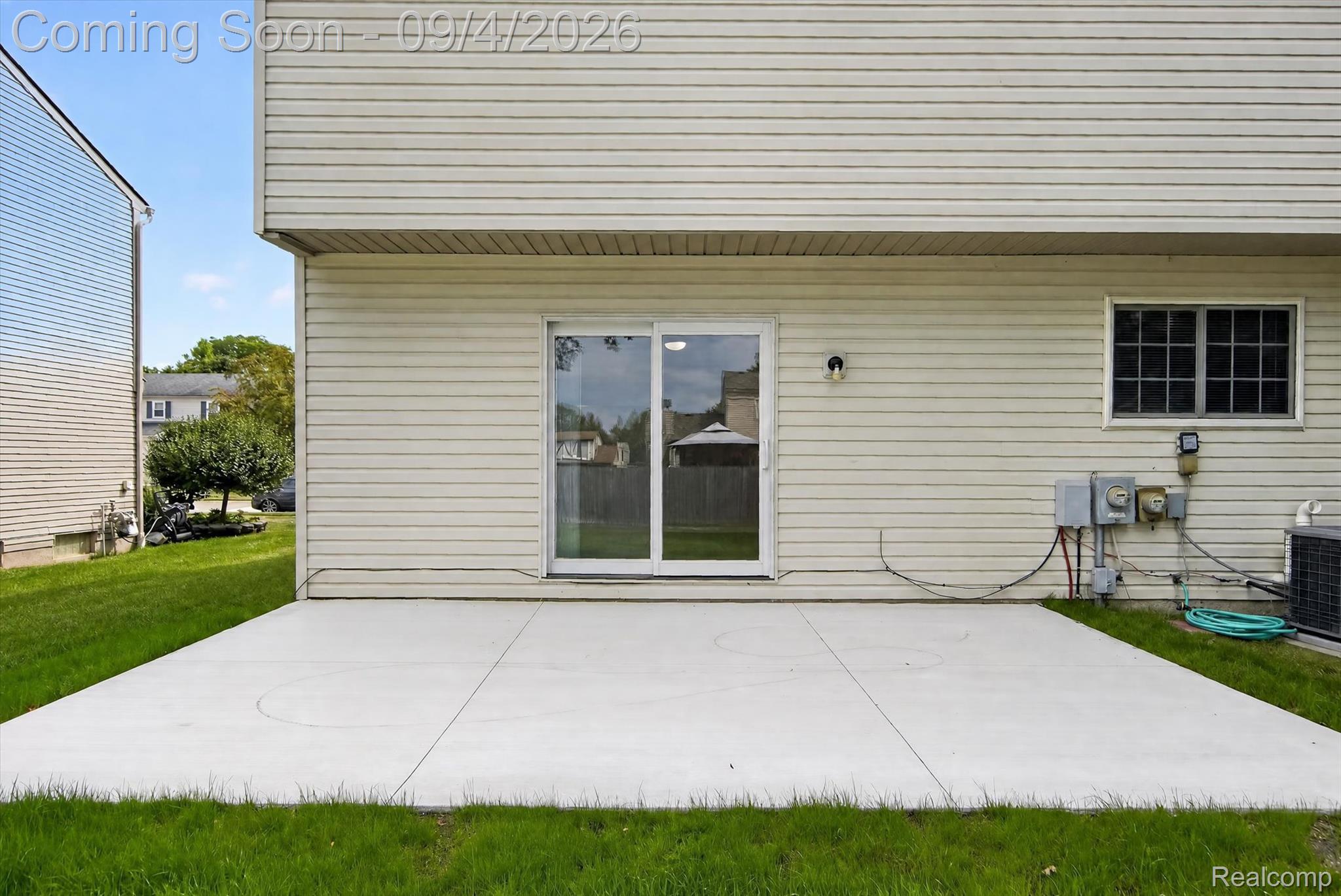 43182 Applewood Road Canton, MI 48188 - Photo 34 of 36 43-43182-Applewood-Rd-WindowStill-Photography.jpg