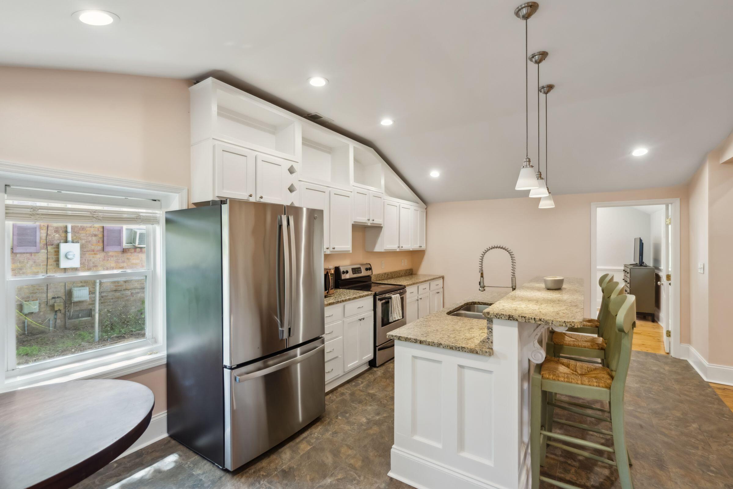1540 Fort Johnson Road Charleston, SC 29412 - Photo 13 of 45 Kitchen