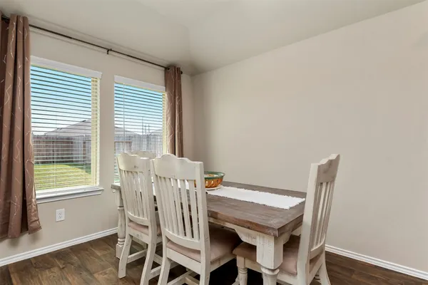 $1,825 | 18644 Swainboro Drive, New Caney, TX 77357