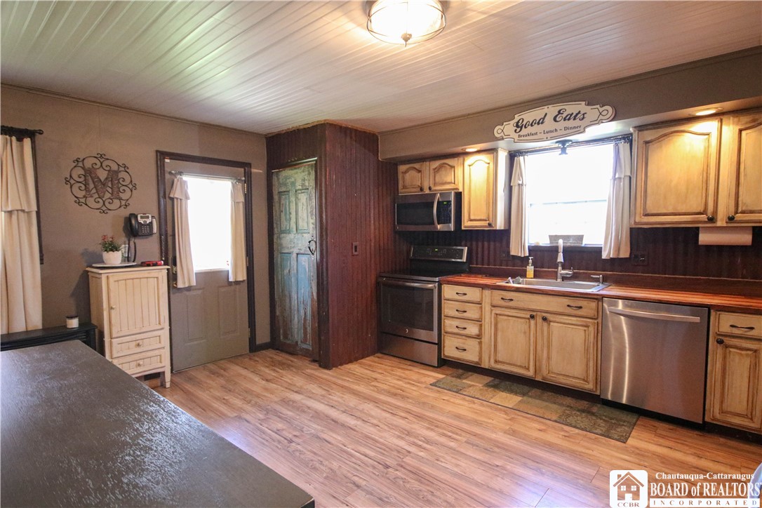 4887 Kortwright Road Busti, NY 14710 - Photo 13 of 39