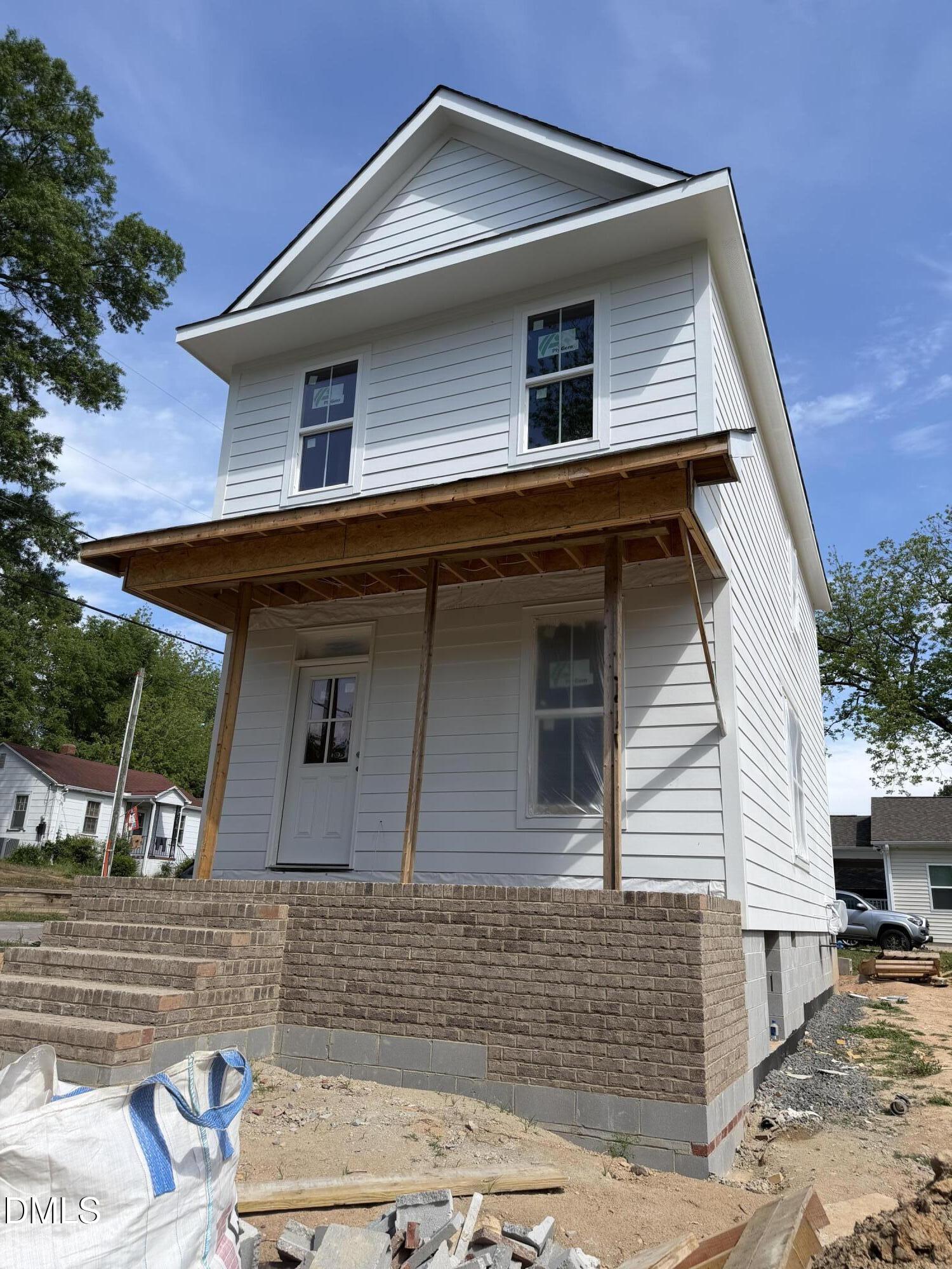 1203 Fern Street Durham, NC 27701 - Photo 4 of 39 IMG_2210