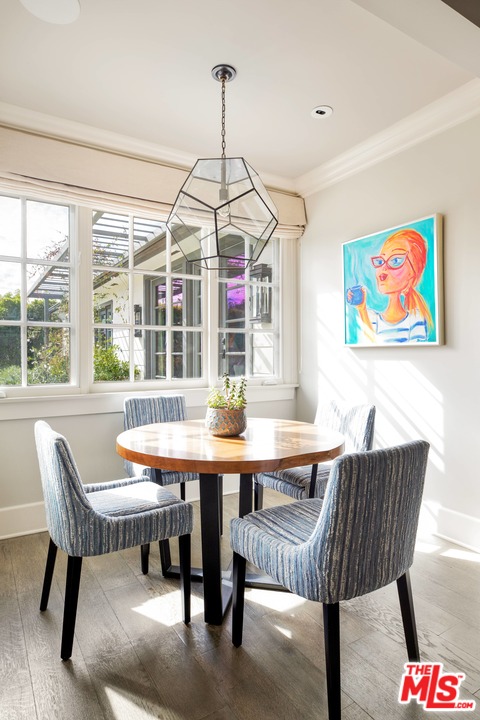 1126 Stradella Road Los Angeles, CA 90077 - Photo 12 of 40
