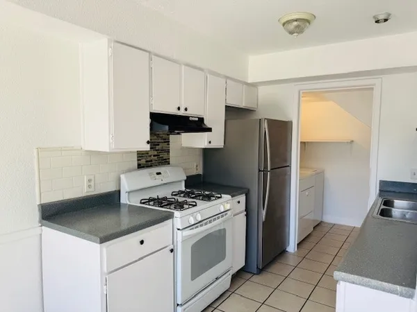 $1,295 | 5907 Cougar Drive, Unit C, Austin, TX 78745