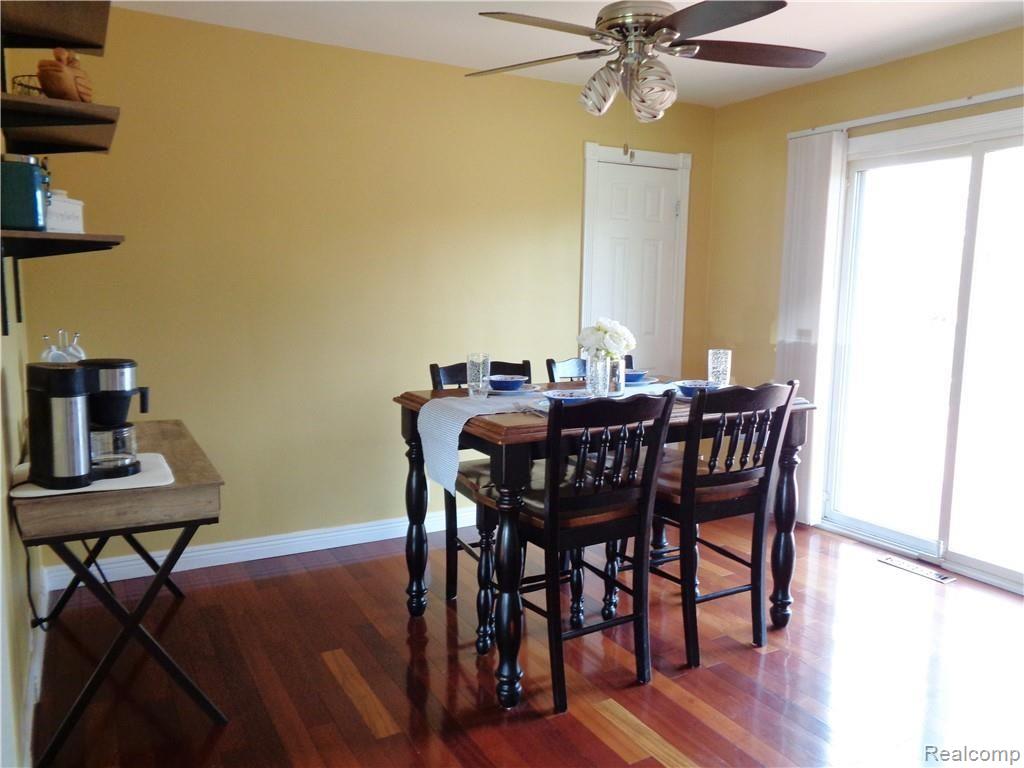 2270 Byron Road Howell, MI 48855 - Photo 10 of 36 Dining Area