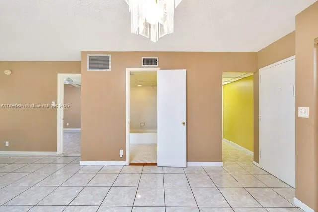 $140,000 | 3101 Oakland Shores Drive, Unit H204, Oakland Park, FL 33309