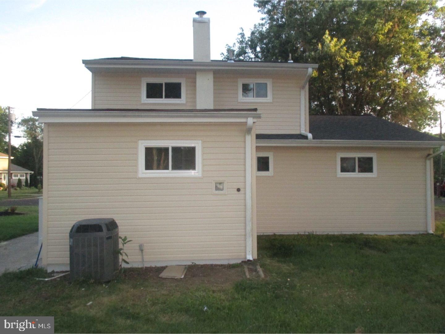 9 West Roland Avenue Maple Shade, NJ 08052 - Photo 3 of 15