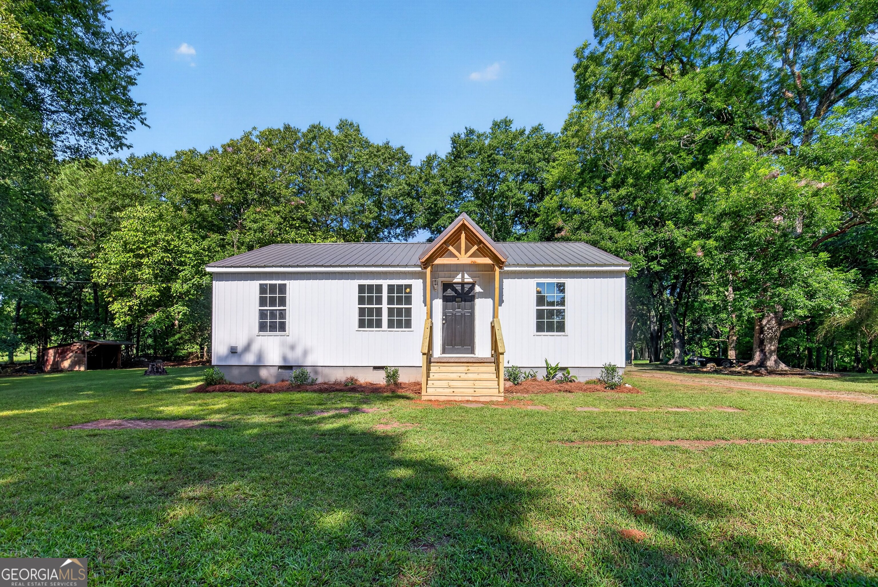 209 Kendrick Road Zebulon, GA 30295 - Photo 3 of 39