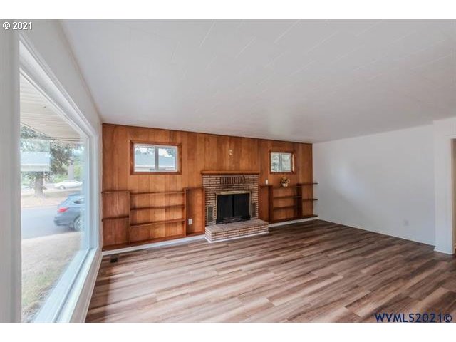 1023 Mountain View Road Sweet Home, OR 97386 - Photo 6 of 32 Gallery Image 6