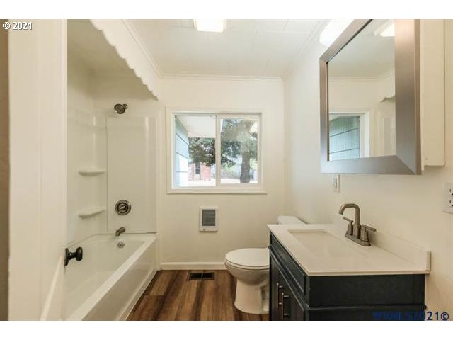 1023 Mountain View Road Sweet Home, OR 97386 - Photo 10 of 32 Gallery Image 10
