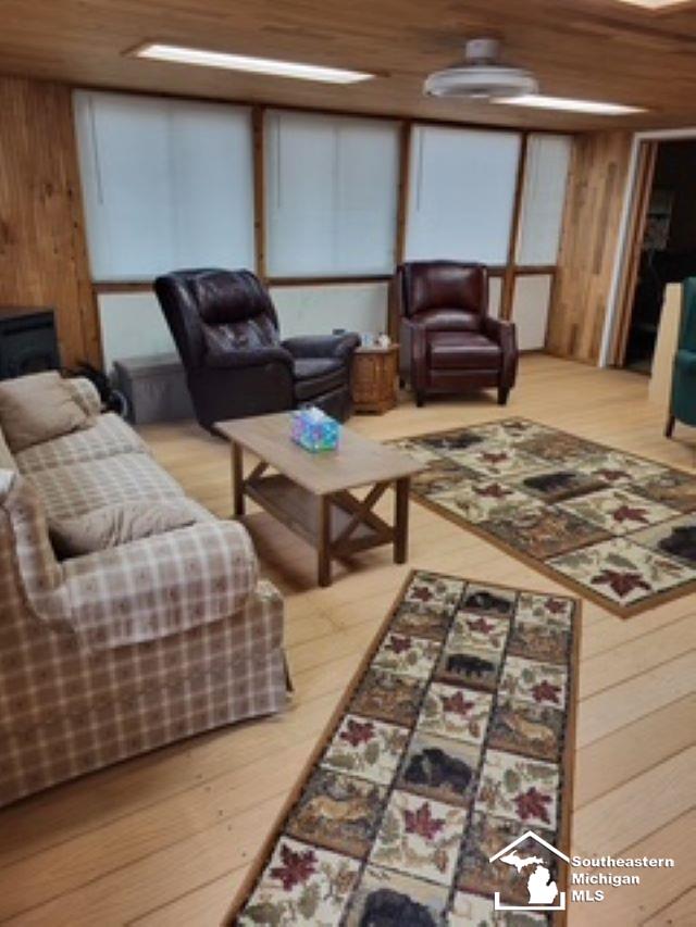 2475 South Stephan Bridge Road Grayling, MI 49738 - Photo 7 of 31 50181331-cad59ee0-ce30-495b-bb95-b3d836c59143.JPG