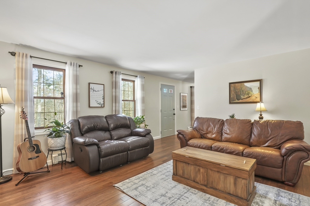 3 Mt Jefferson Road Hubbardston, MA 01452 - Photo 6 of 38 Gallery Image 6