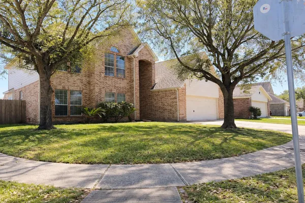 $2,250 | 3922 Coral Shadows Drive, Katy, TX 77449