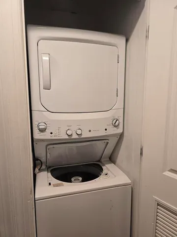 $1,599,000 | 6337 North Oakley Avenue, Chicago, IL 60659