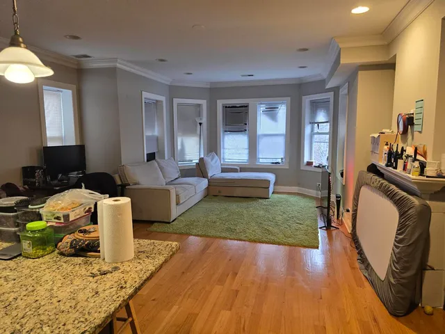 $1,599,000 | 6337 North Oakley Avenue, Chicago, IL 60659