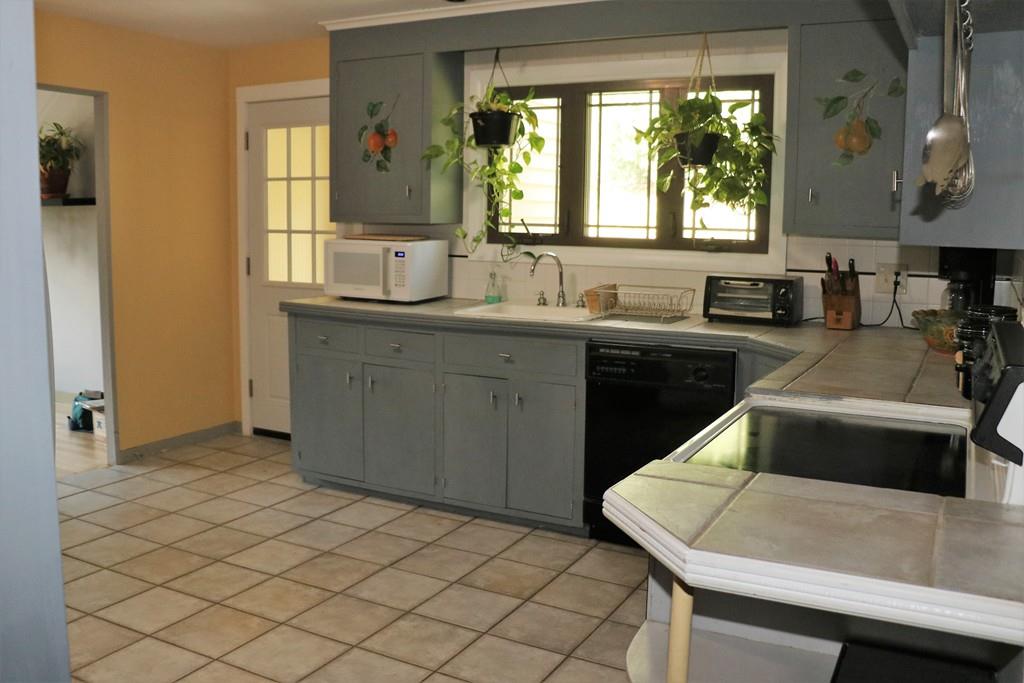 3 Rustic Drive Worcester, MA 01609 - Photo 8 of 25 Gallery Image 8