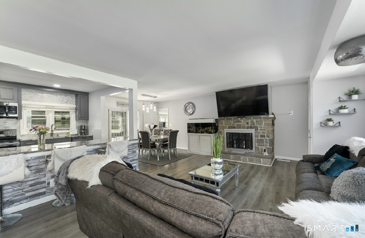 289 Pineridge Road Torrington, CT 06790 - Photo 5 of 40