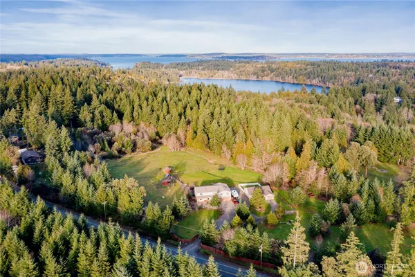 $979,995 | 2219 Key Peninsula Highway Southwest, Lakebay, WA 98349