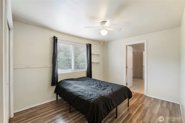 $1,100,000 | 2219 Key Peninsula Highway Southwest, Lakebay, WA 98349