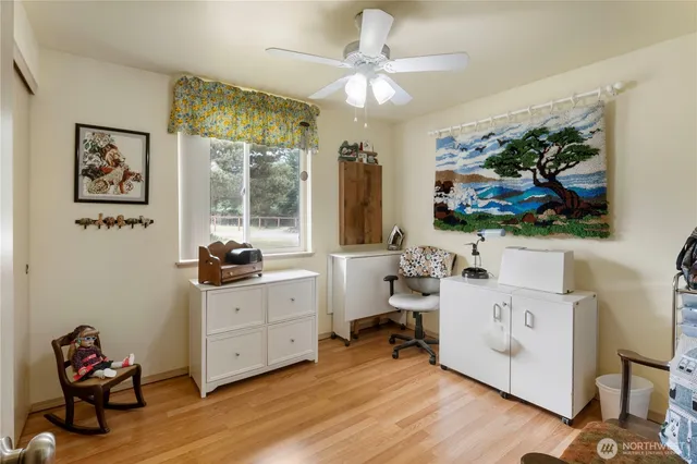 $1,100,000 | 2219 Key Peninsula Highway Southwest, Lakebay, WA 98349