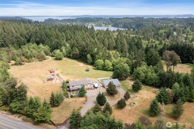 $1,100,000 | 2219 Key Peninsula Highway Southwest, Lakebay, WA 98349