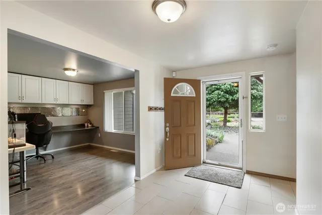 $1,100,000 | 2219 Key Peninsula Highway Southwest, Lakebay, WA 98349