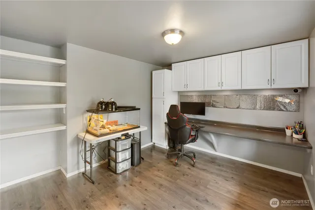 $1,100,000 | 2219 Key Peninsula Highway Southwest, Lakebay, WA 98349