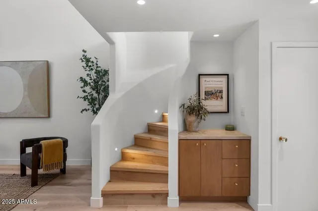 a view of entryway and hall