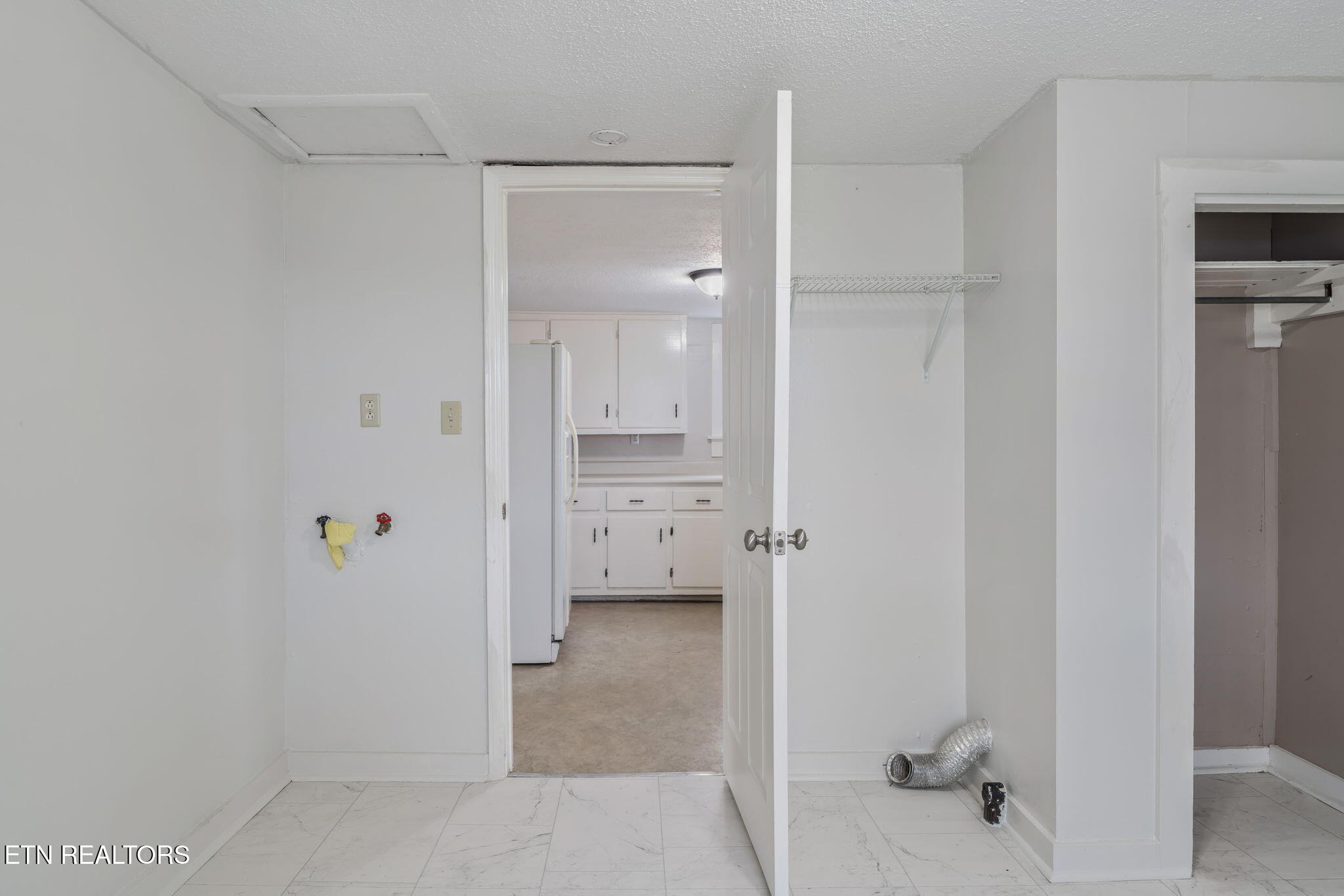 2950 Craigs Chapel Road Greenback, TN 37742 - Photo 25 of 42 25-web-or-mls-2950 Craigs Chapel Road-18