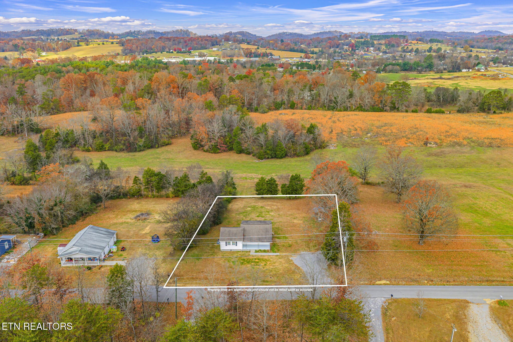 2950 Craigs Chapel Road Greenback, TN 37742 - Photo 34 of 42 34-web-or-mls-2950 Craigs Chapel Road-34