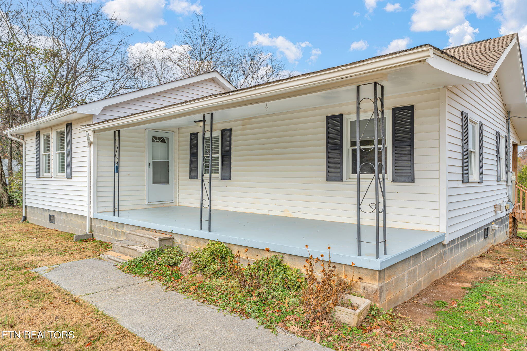 2950 Craigs Chapel Road Greenback, TN 37742 - Photo 5 of 42 5-web-or-mls-2950 Craigs Chapel Road-24