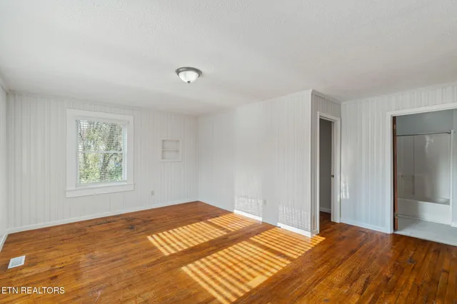 $250,000 | 2950 Craigs Chapel Road, Greenback, TN 37742