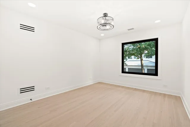 $2,650,000 | 9427 Falling Waters Drive West, Burr Ridge, IL 60527