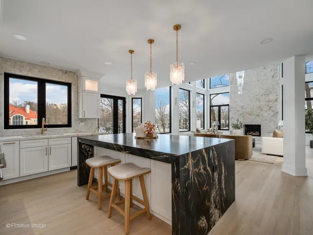 $2,650,000 | 9427 Falling Waters Drive West, Burr Ridge, IL 60527