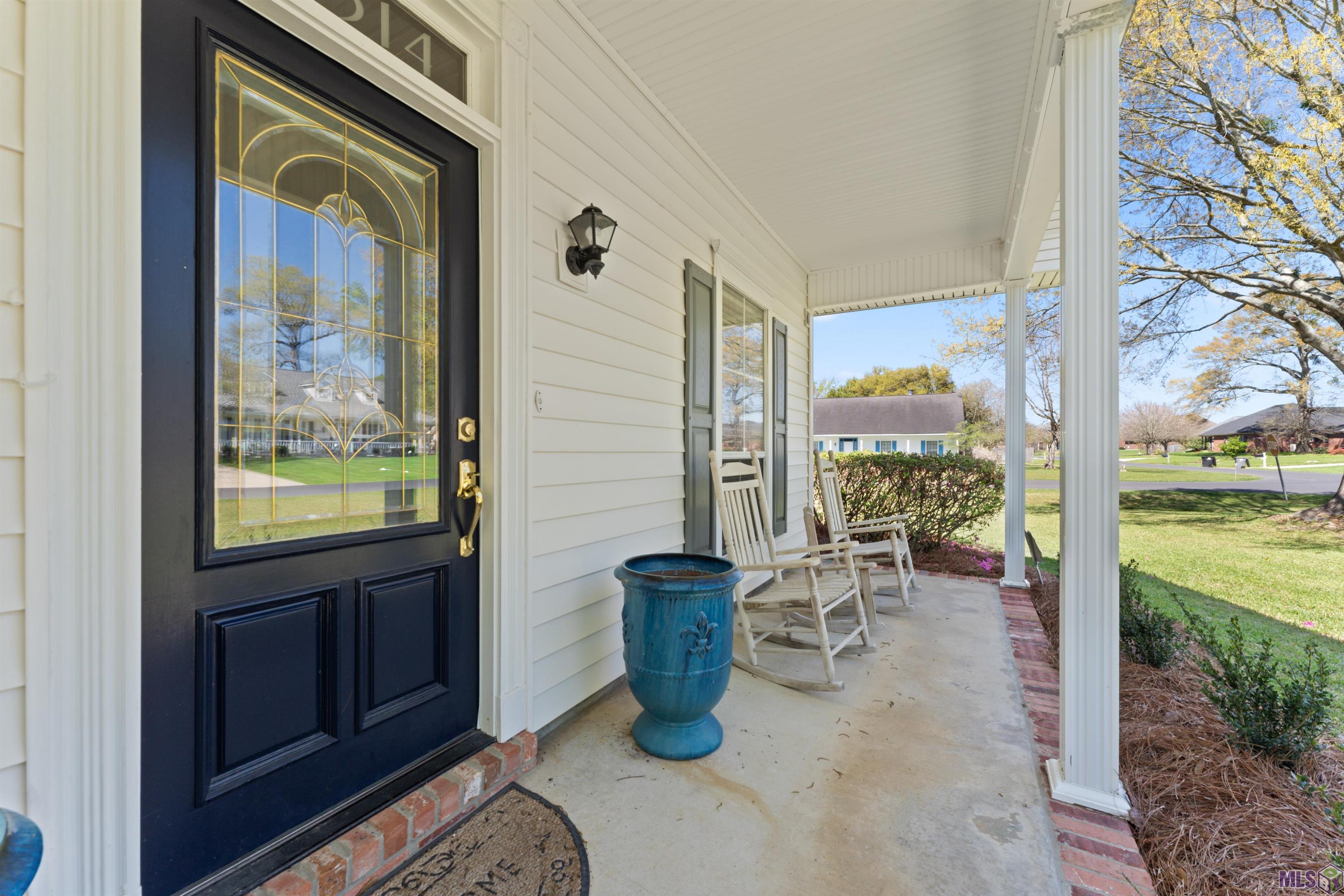 13514 Mary Edith Place Baton Rouge, LA 70809 - Photo 3 of 36