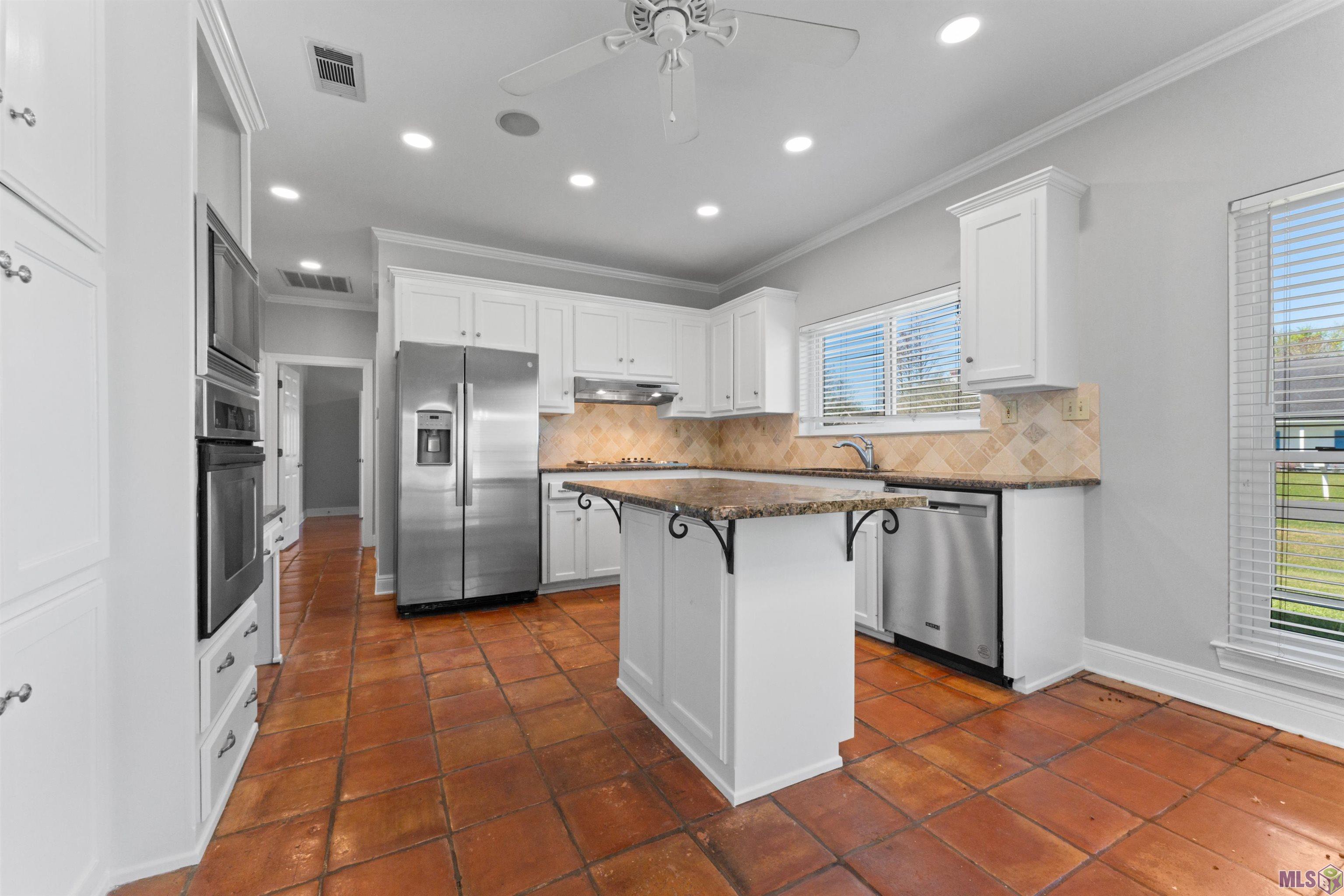 13514 Mary Edith Place Baton Rouge, LA 70809 - Photo 10 of 36