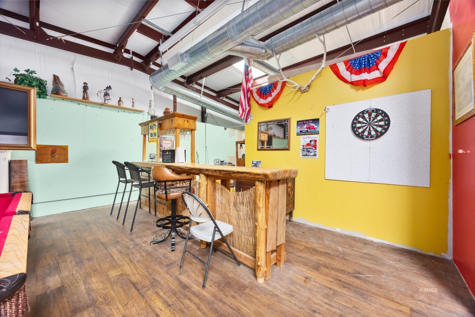 4131 Brooks Road Weldon, CA 93283 - Photo 37 of 49 a view of a shop with an outdoor space