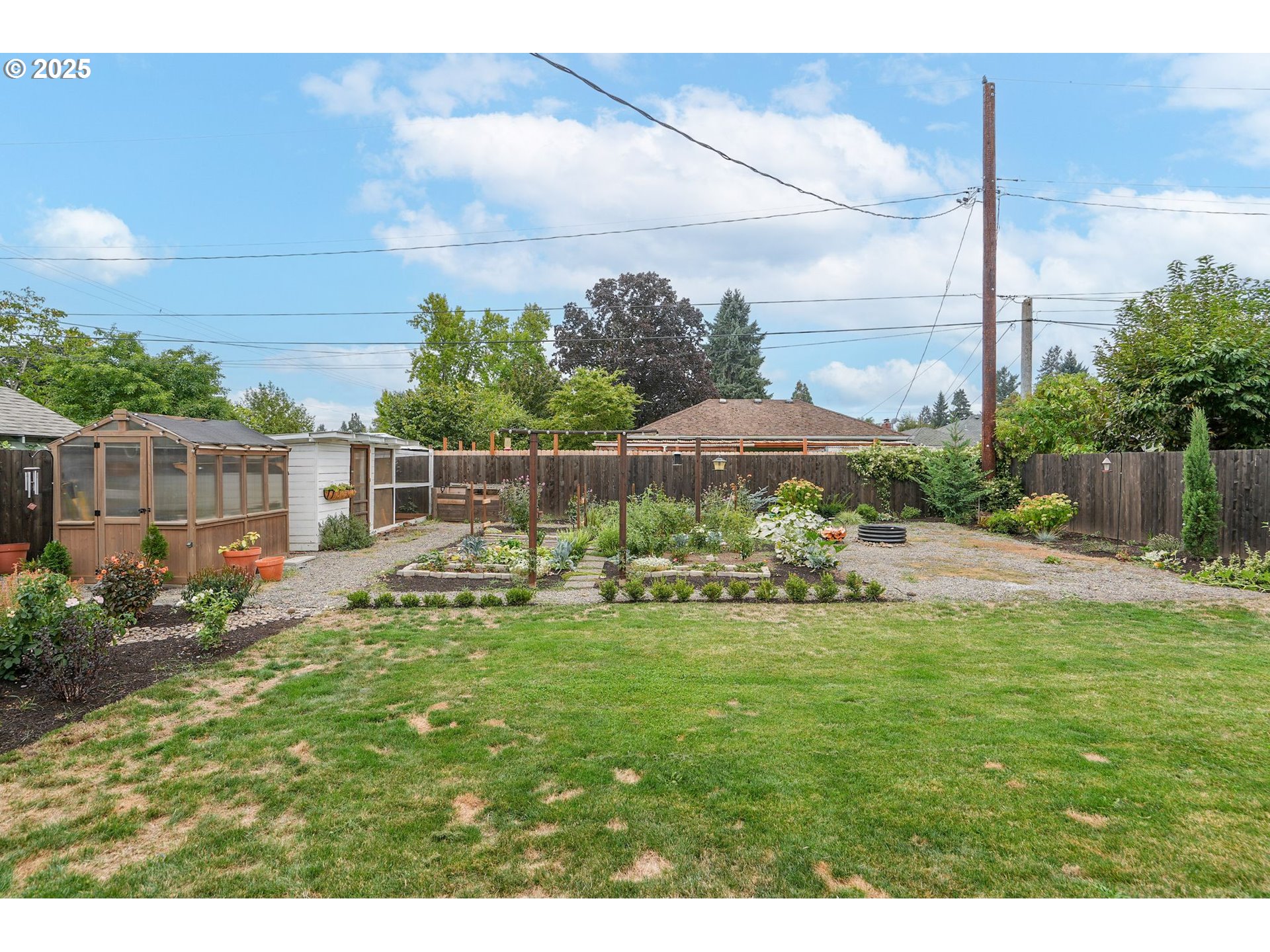 564 Manbrin Drive North Keizer, OR 97303 - Photo 34 of 39