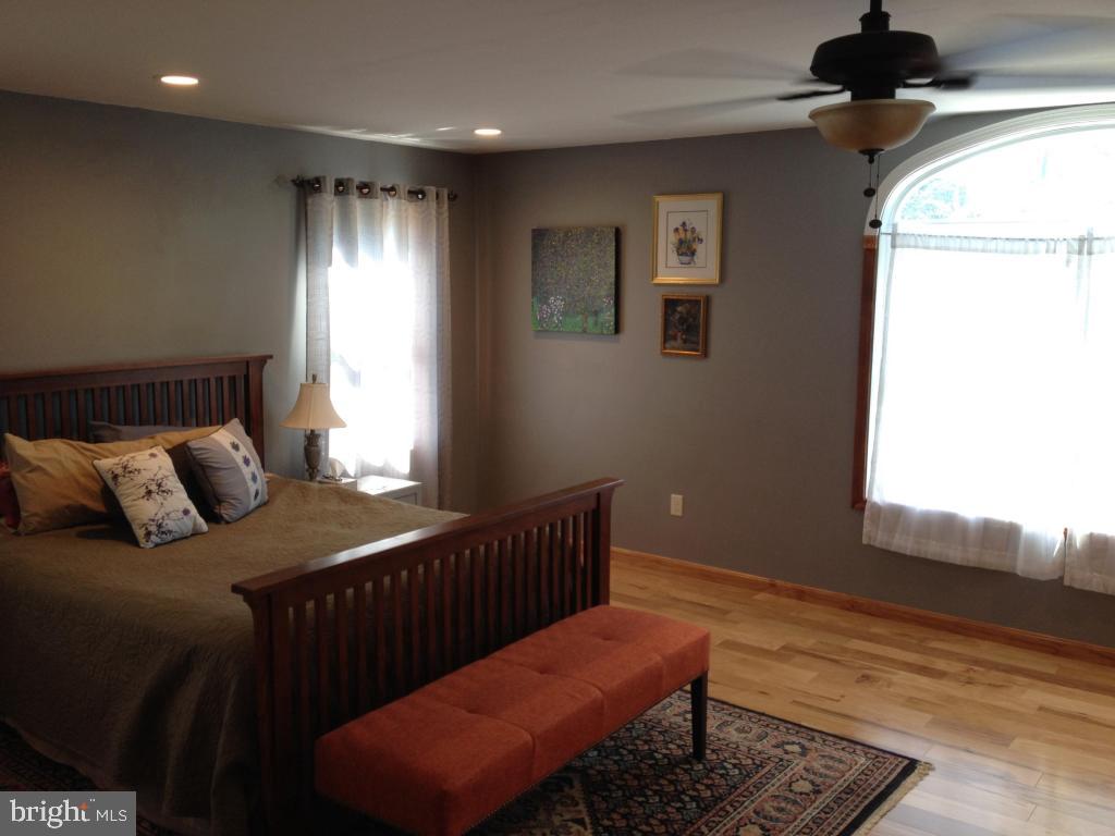 421 Mt Gretna Road Elizabethtown, PA 17022 - Photo 16 of 53 Gallery Image 16