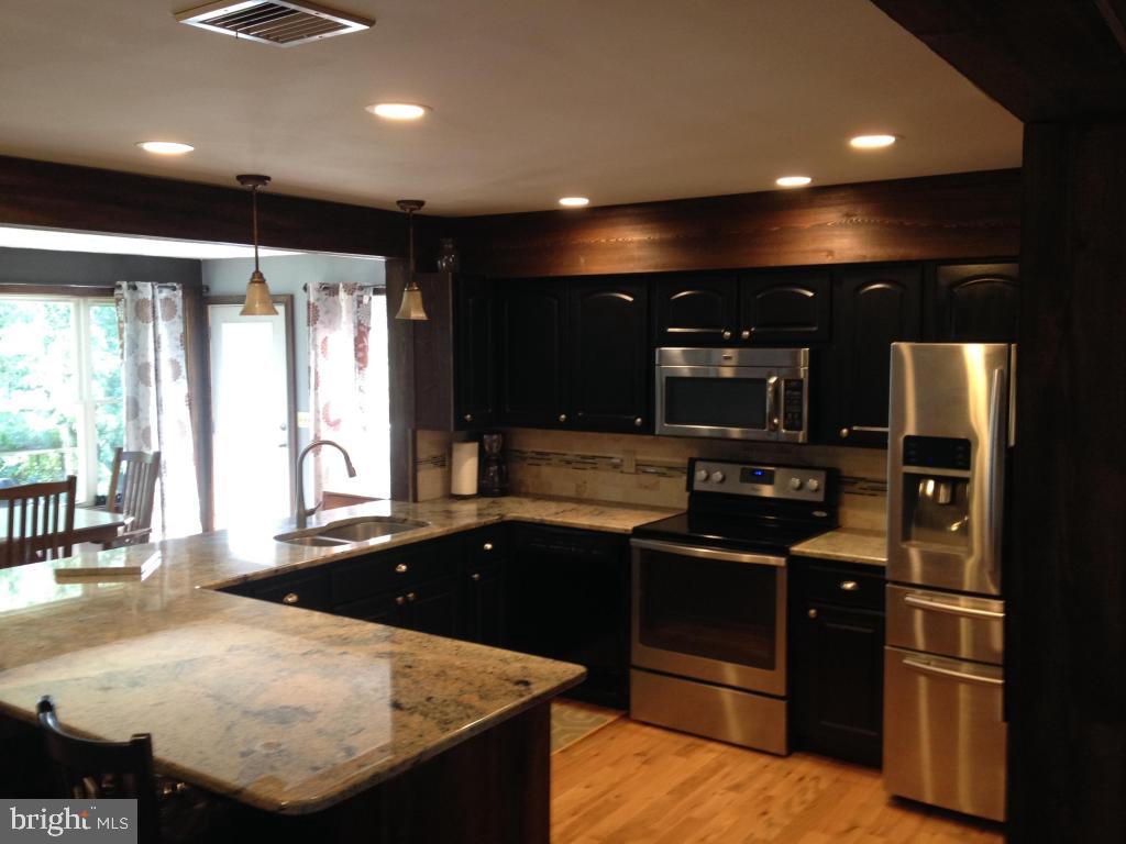 421 Mt Gretna Road Elizabethtown, PA 17022 - Photo 5 of 53 Gallery Image 5