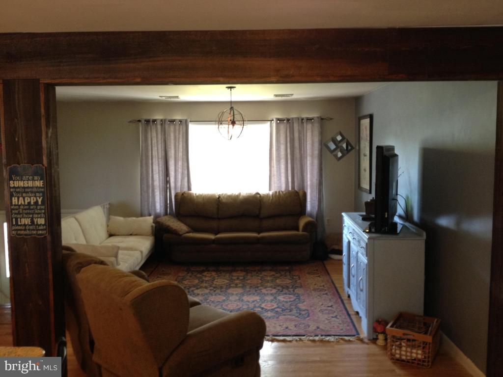 421 Mt Gretna Road Elizabethtown, PA 17022 - Photo 9 of 53 Gallery Image 9