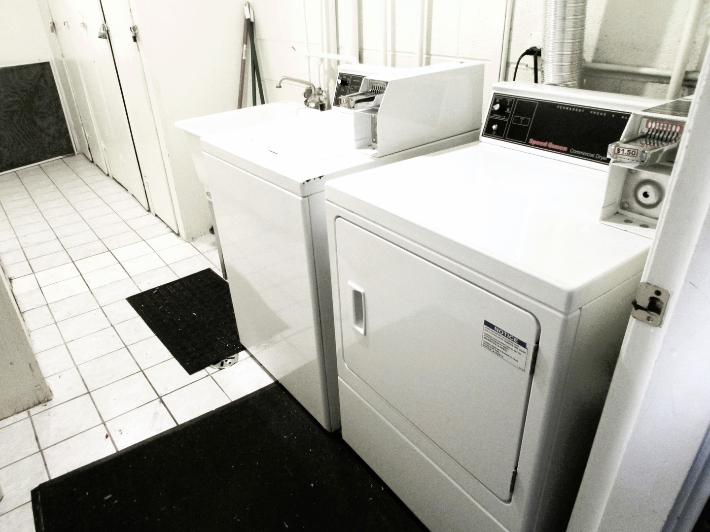 10611 Parkside Avenue, Unit 202 Chicago Ridge, IL 60415 - Photo 20 of 22 a utility room with dryer and washer