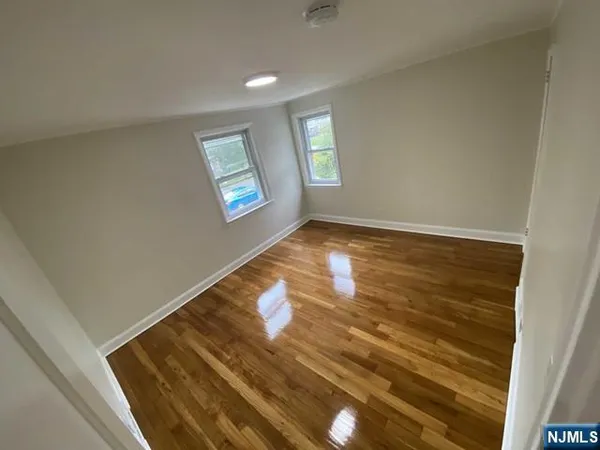 $4,500 | 1013 Arlington Road, New Milford, NJ 07646