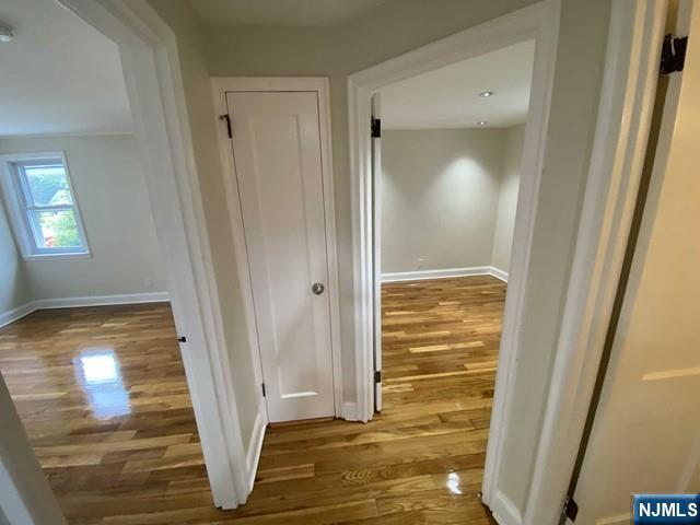 1013 Arlington Road New Milford, NJ 07646 - Photo 9 of 20