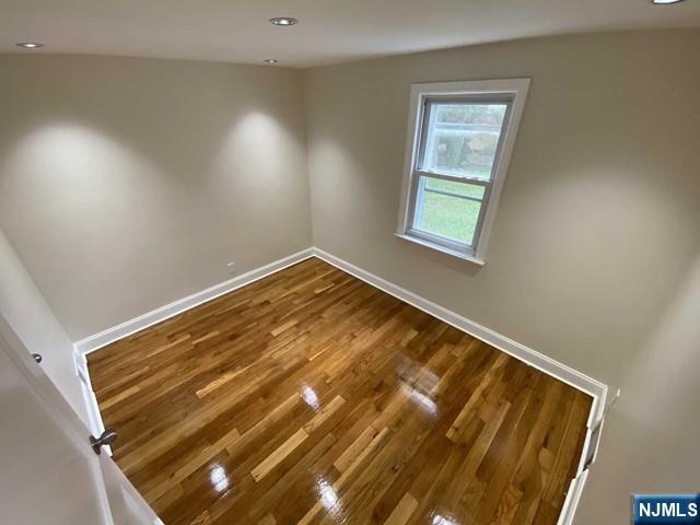 1013 Arlington Road New Milford, NJ 07646 - Photo 10 of 20