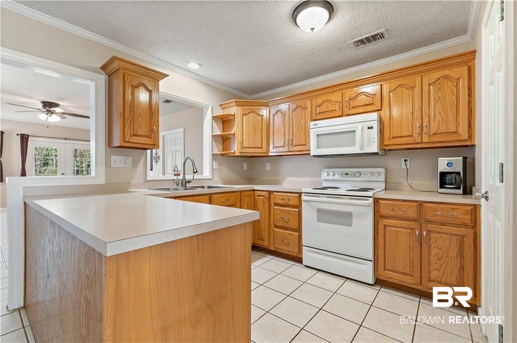 8070 Domain Street Mobile, AL 36619 - Photo 6 of 32